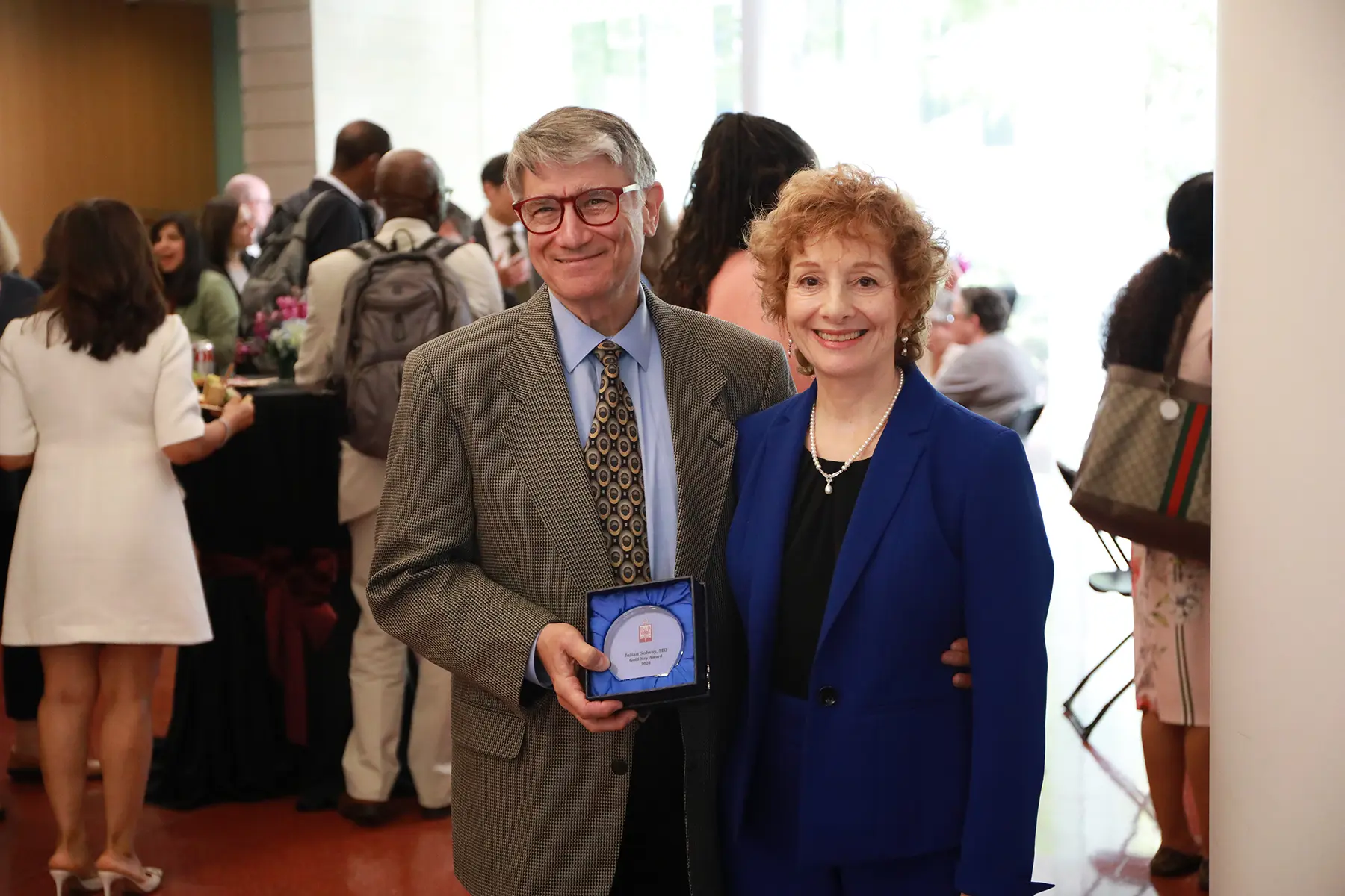 ITM Founding Director Receives Gold Key Distinguished Faculty Award