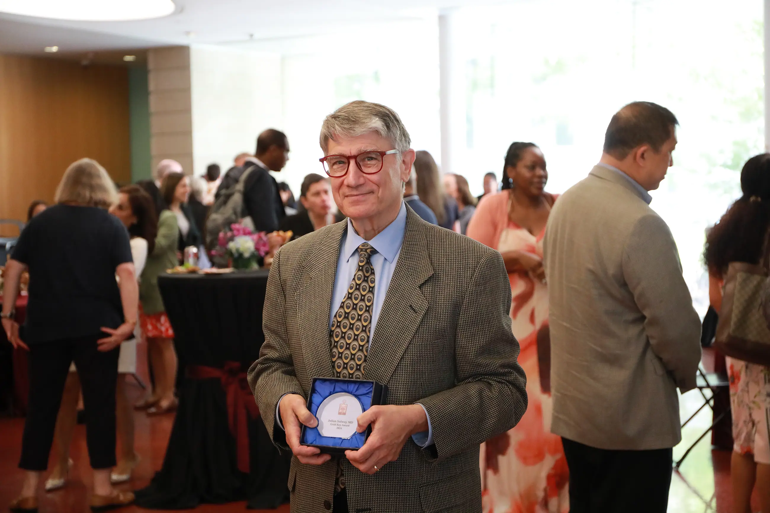 ITM Founding Director Receives Gold Key Distinguished Faculty Award